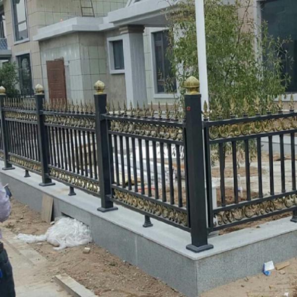 宁夏公路围栏 施工工地安全防护栏 小区、庭院铁艺栏杆 耐腐蚀